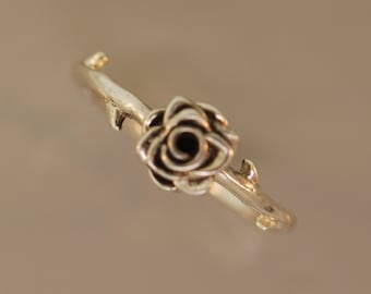 Thorned Rose Ring