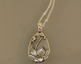 Unfolded Lotus Necklace