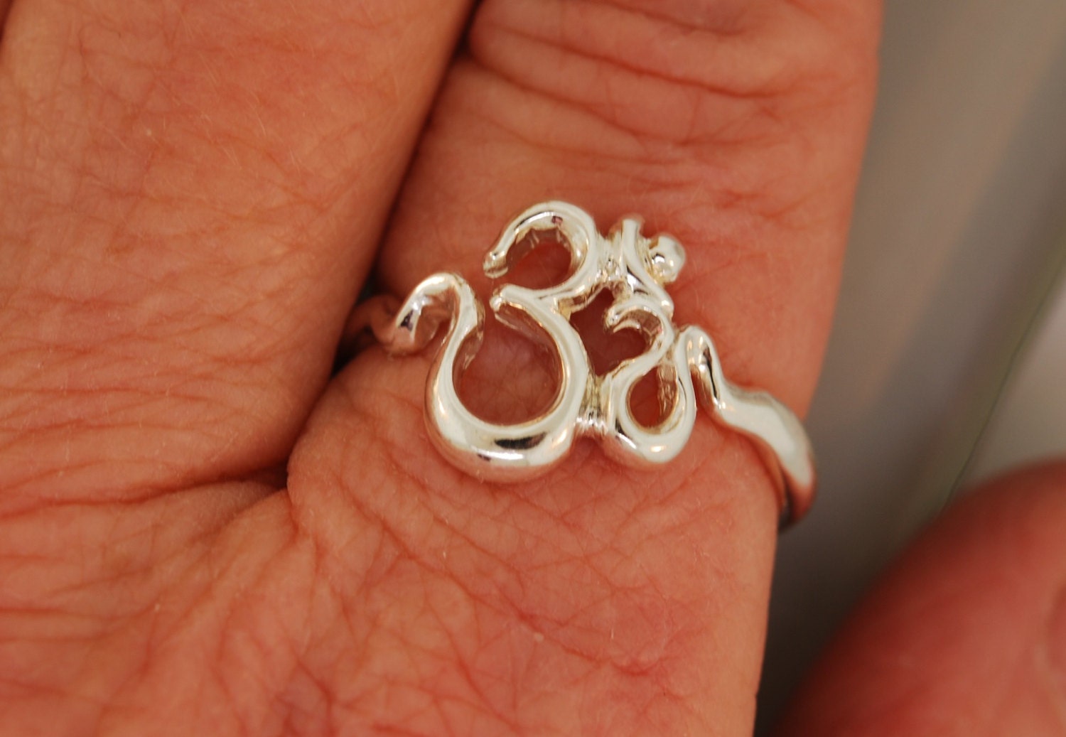 Om Ring – Talisman Jewelry