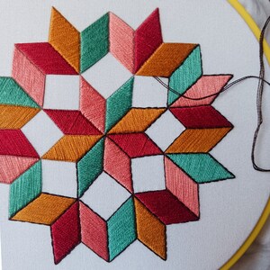 QUILTED WHEEL pdf embroidery pattern, embroidery hoop art, stitching, quilt design, carpenters wheel, embroidered quilt, geometric image 2