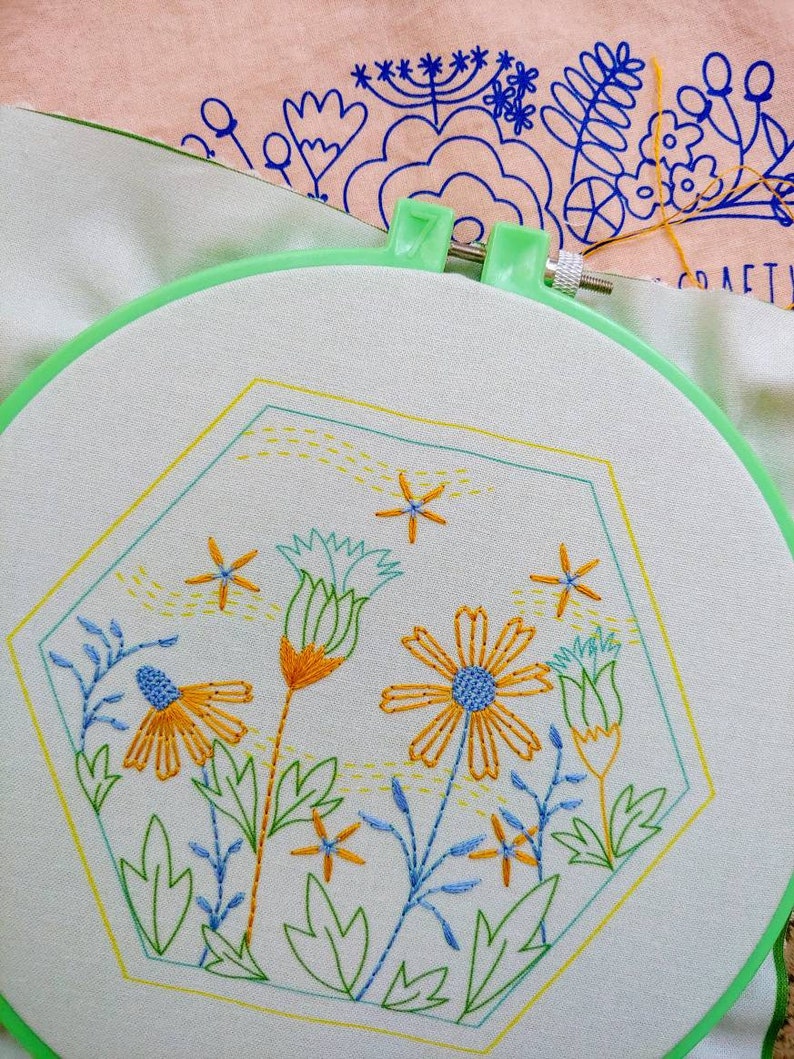 SUMMER BREEZE pdf embroidery pattern, embroidery hoop art, hand embroidery, retro hexie, vintage stoneware inspired, honeycomb, coneflower image 7