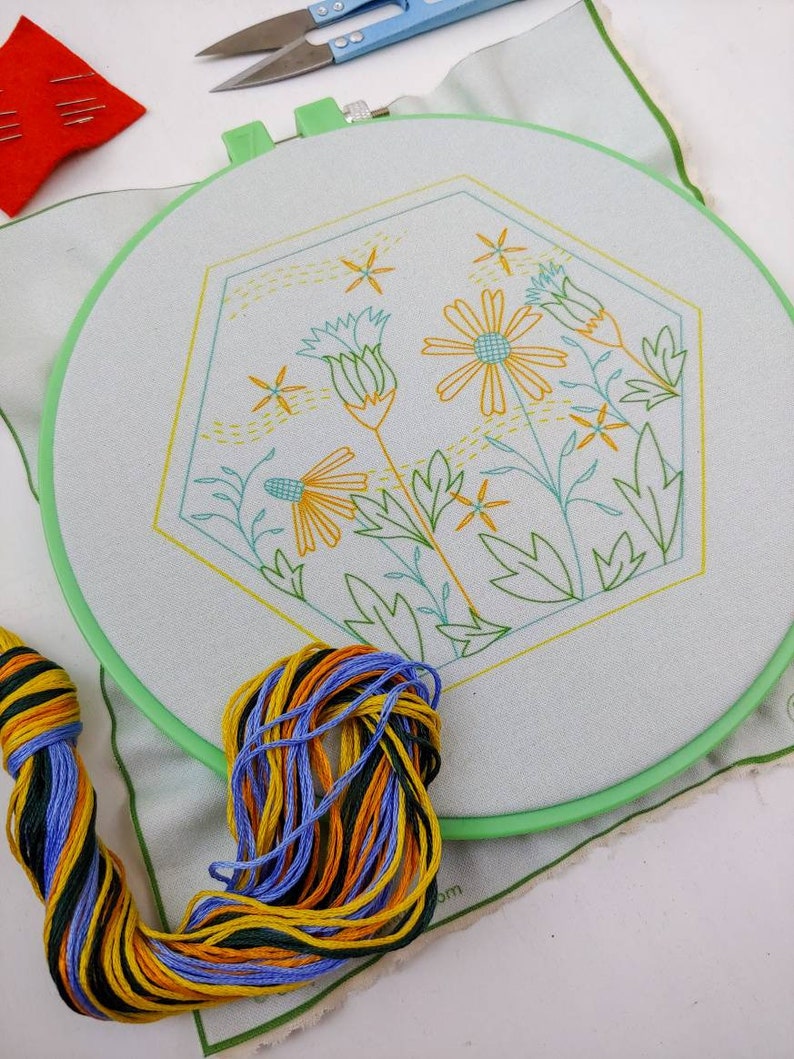 SUMMER BREEZE pdf embroidery pattern, embroidery hoop art, hand embroidery, retro hexie, vintage stoneware inspired, honeycomb, coneflower image 8