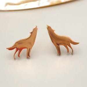 Tiny Wolf Earrings studs in rose gold, silver, gold, cute dainty jewelry gift for dog mom, sister, daughter, friend, nature animal lover