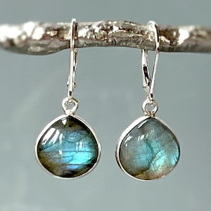 Labradorite earrings Sterling Silver Lever back Labradorite dangle earrings Elegant Dangly Labradorite Jewelry Ear Wires gift for wife