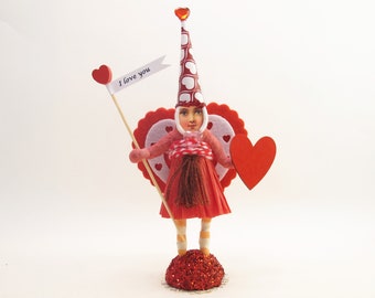 Spun Cotton Heart Warming Valentine's Day Figure