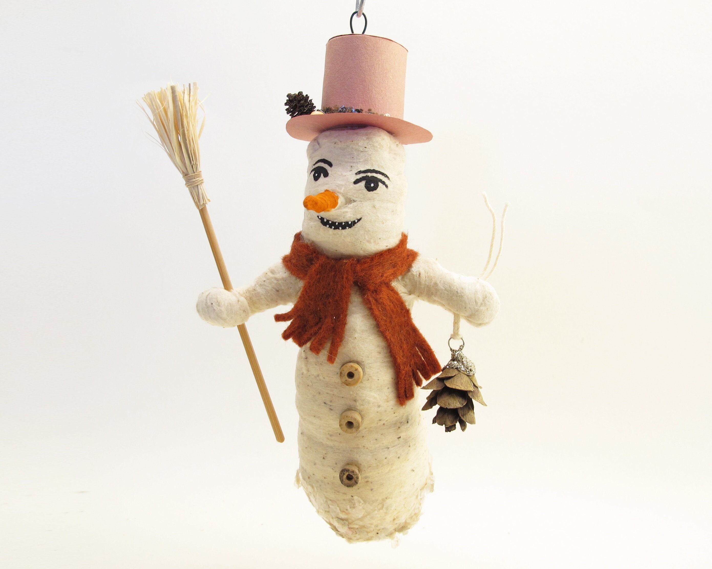 Snow Man - pom 81KMJgfn1MS._UF350,350_QL50_.jpg
