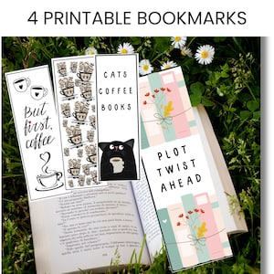 Peut inclure: Quatre marque-pages imprimables avec différents motifs. L'un dit « Mais d'abord, le café » avec des illustrations de tasses à café. Un autre présente des tasses à café empilées. Un troisième dit « Chats, café, livres » avec un chat tenant une tasse à café.