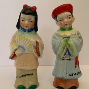 Vintage SOUVENIR ASIAN couple salt and pepper shakers (before 1975) - Souvenir Woman (Chinatown) and Man (New York) shakers-Made in Japan.