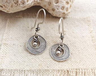 ONENESS Earrings// Small Sterling Earrings// Metalsmith Jewelry// Textured Earrings// Hand Crafted Earrings// Everyday Earrings