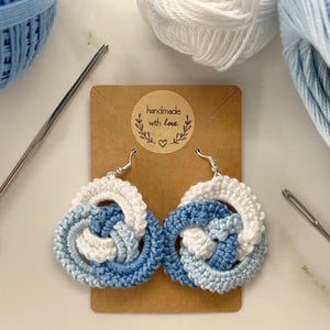 Three Rings Crochet Earrings Tutorial