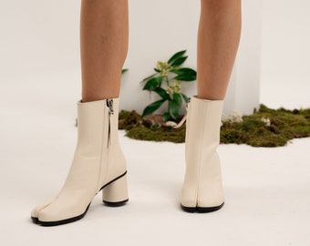 Botas Tabi de Cuero Artesanales: Calzado Artesanal con Puntera Dividida