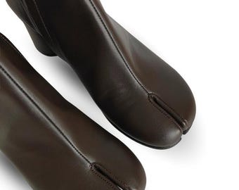 Botas Tabi de cuero marrón / Botines hechos a mano con puntera dividida