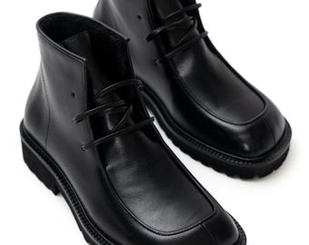 Schwarze Leder-Ankle-Boots für Damen | Handgefertigte Schnürstiefel aus Leder | Minimalistische Combat Boots | Chelsea-Boots mit eckiger Spitze
