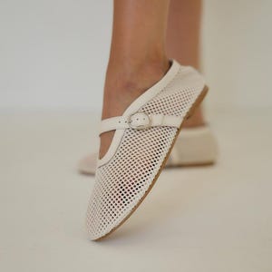 Handmade Women&#39;s White Leather Ballet Flats with Mesh Detailing | Elegant Mesh and Leather White Ballet Flats for Women | White Ballet Flats