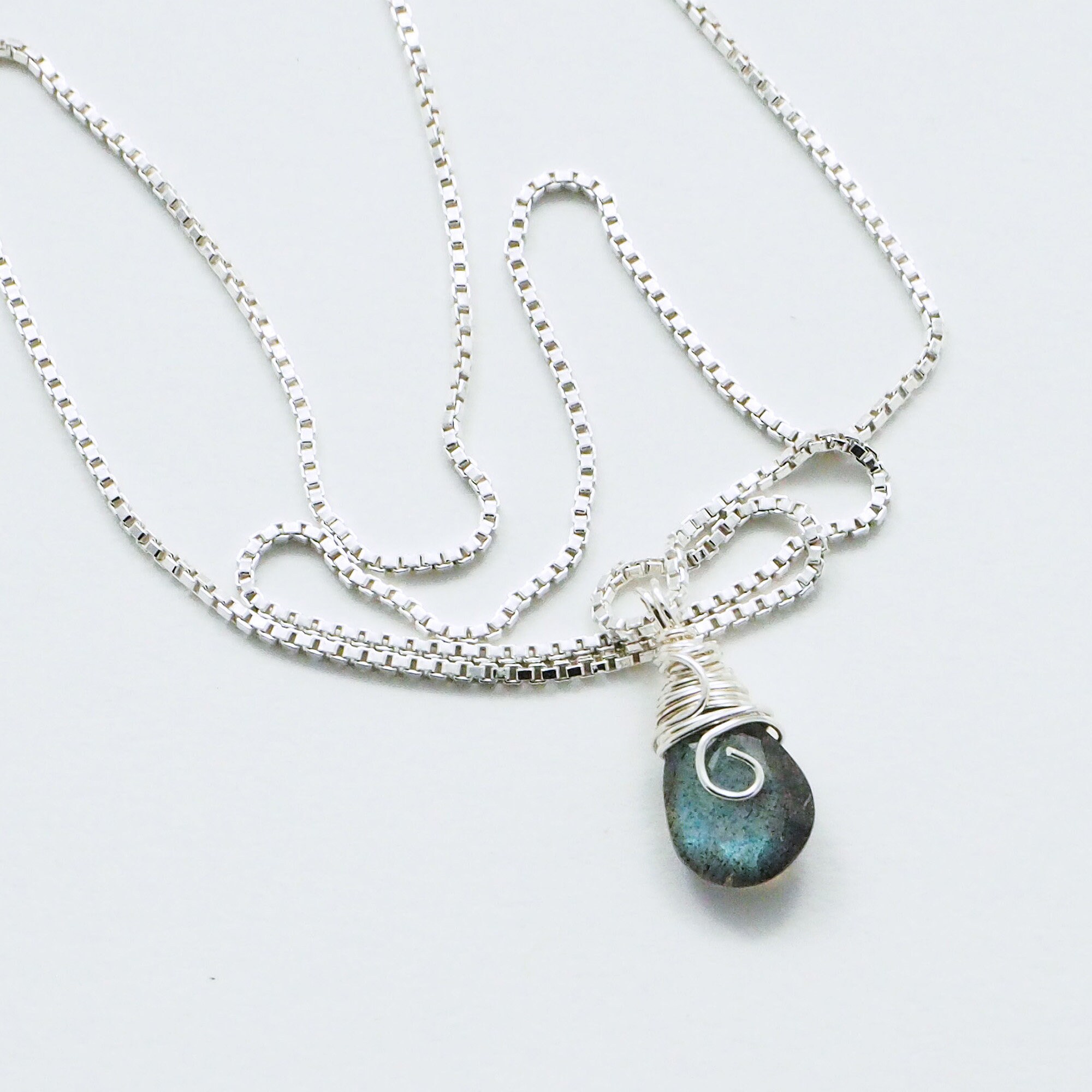 Converter labradorite necklace main image 1