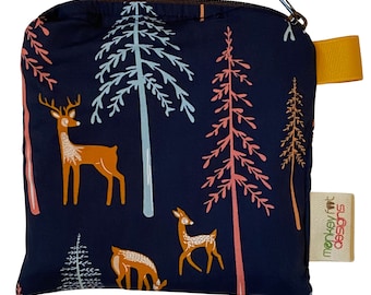 X Small XS 6.5 x 6.5 Wet bag / Reusable Snack Bag / Toys / Electronics / Among the Pines Deer Fabric / SEALED SEAMS