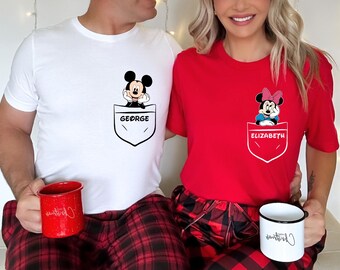 Camisa de bolsillo de Disney, Disney personalizada, camisa de personajes de Disney, Mickey y amigos, camisa grupal de Disney, vacaciones en Disneyland, regalo a juego de Disney