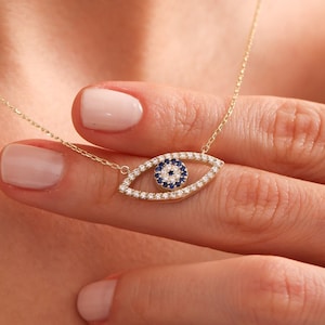Evil Eye Necklace, Dainty Protection Pendant, Minimalist Blue Eye Charm, Mothers Day Gift for Her, Spiritual Jewelry, Gift for Him