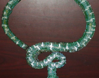 Peyote Stitch Pattern for Emerald Tree Boa Necklace
