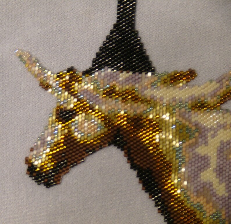 Peyote pattern for my Running Unicorn necklace image 2