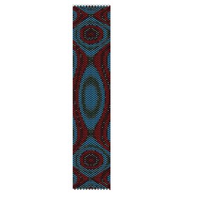 Op de afbeelding: Een kralenarmband met een geometrisch patroon in tinten rood, blauw en zwart.