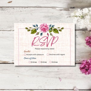 RSVP de casamento encantado de amor: uma celebração em meio a rosas modelo faça você mesmo