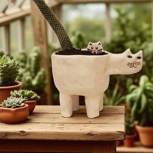 Handcrafted Cat Planter Pot – Ceramic Kitty Pot for Succulents or Cactus – Ideal Gift for Cat Lovers and Plant Fans