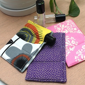 Roller Bottle insert, 3 Pocket, Essential oil insert, Oil Sleeve, Oil bottle pockets, padded oil bag, Essential oil storage, oil travel case