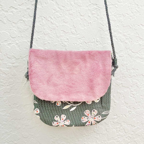 Kids purse, Toddler mini messenger bag, Tween crossbody bag, Grey Pink Floral fabric, Teen shoulder bag, Preschool gathering nature walk bag