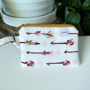 Mini Zipper Pouch, Essential Oil bag, Arrows in gold, edeenut, change purse, coin purse, travel bag, Essential oils, snack bag, wallet