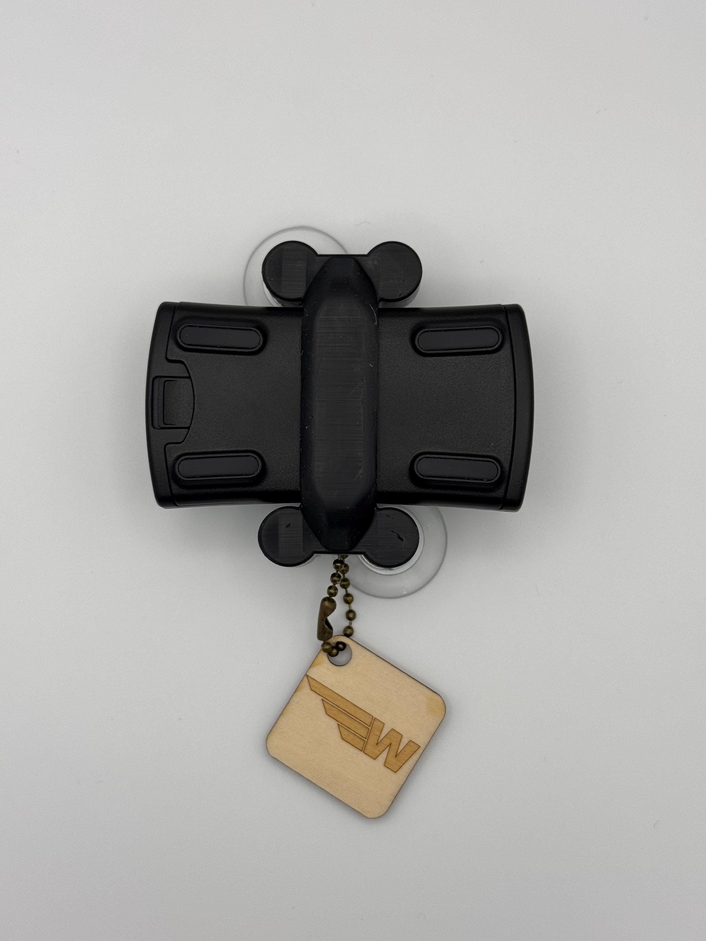 Garmin GLO 2 GPS Mount With Suction Cups & Tile Tracker