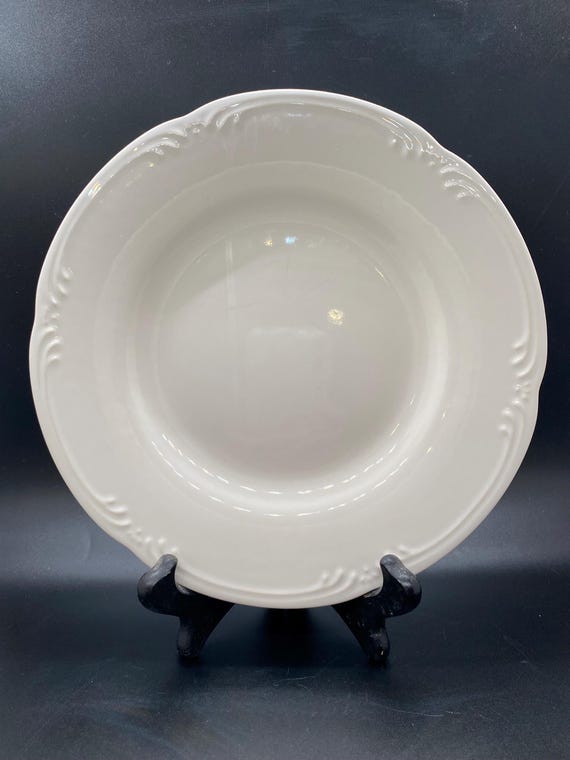 Pfaltzgraff Filigree Salad Plates White Embossed Vintage USA 1/4