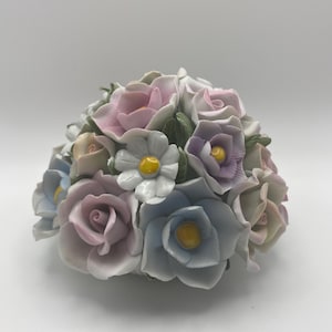 Vintage Porcelana De Cuernavaca Porcelain Flower Bouquet Figurine