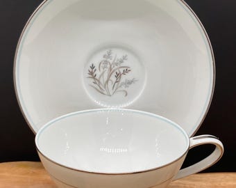 Taza de té y platillo Taryn 5912 de porcelana Noritake vintage