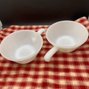 Vintage Anchor Hocking Fire King White Milk Glass Soup Bowl Set 5&quot; with Handle