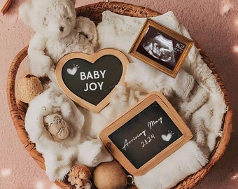 Girl Pregnancy Announcement, Digital Baby Announcement, Girl Gender Reveal Social Media Reveal Editable Template, Instant Download.
