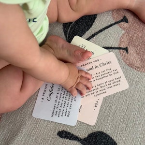 Actividad de baby shower: juego de tarjetas de bendiciones bíblicas (11 tarjetas de oración e instrucciones incluidas)