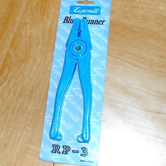 LIGHTWEIGHT PLASTIC RUNNING PLIERS NEW Blue STAINED GLASS SUPPLIES