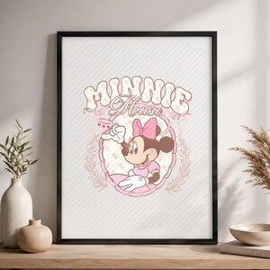 Retro Minnie Mouse png, instant download, bloemenroze coquette, sublimatie gezinsvakantieshirt afbeelding 3