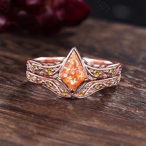 Vintage Kite Cut Sunstone Engagement Ring Set Rose Gold Nature Inspired Stacking Cluster Ring Round Citrine Wedding Ring Set Birthstone Ring