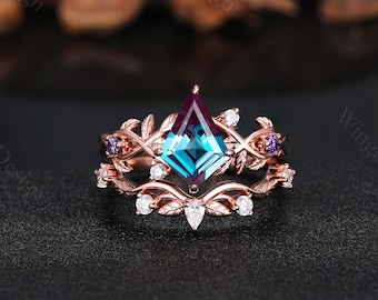 Kite Cut Alexandrite Ring Set, Twig Vine Art Deco Moissanite Band