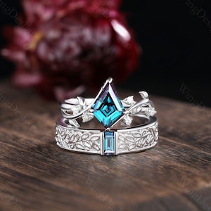 Nature Inspired Alexandrite Couples Ring Set Vintage Baguette Alexandrite Mens Wedding Band Unique His and Her Promise Ring June Birthstone