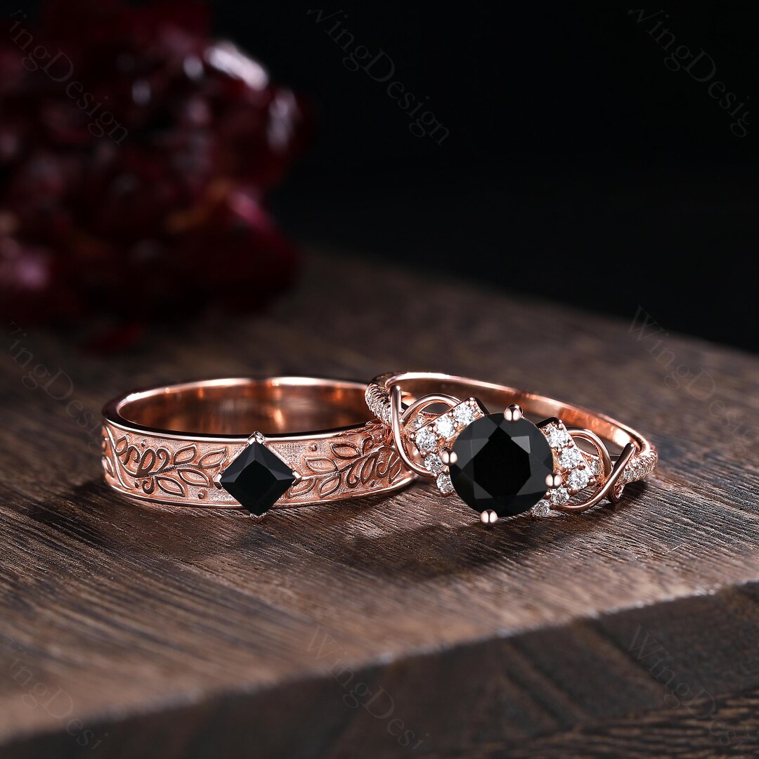 Black Onyx Couple Ring Set: Rose Gold Moissanite Wedding Band - Etsy