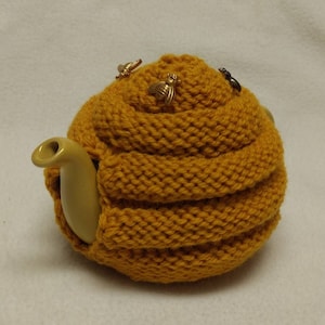 Hand knitted teapot cosy Bee Hive Teapot Cozy Bee tea cozy, tea accessories wool cosy - beehive cosy small in wool