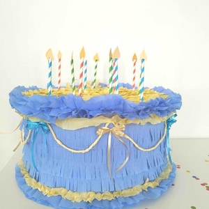 Pinata Gâteau d'anniversaire personnalisée - à taper ou à tirer