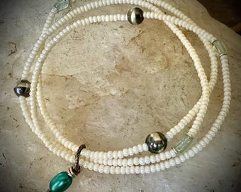 Sprite Glass Pearl Bracelet