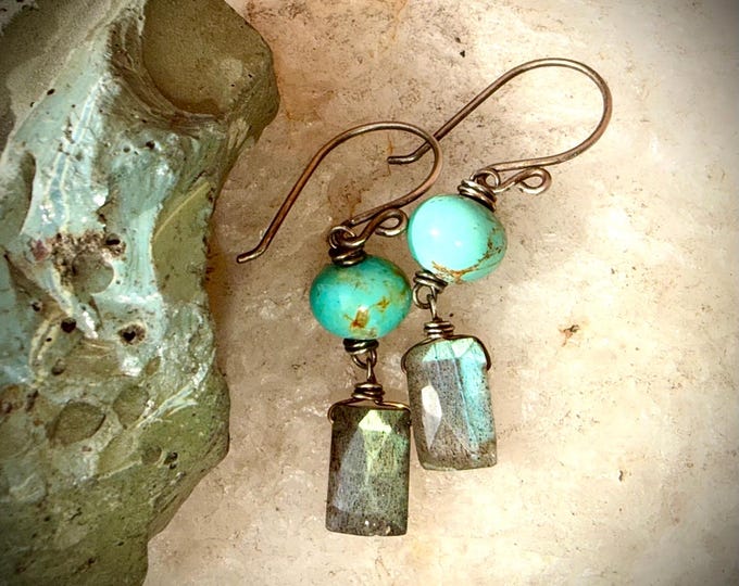 Falling For Flash Earrings