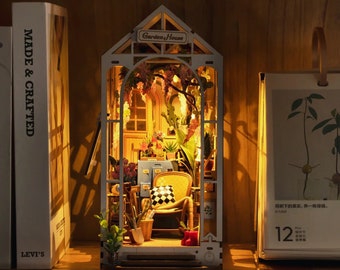 Maison de jardin en bois 3D avec coin livre | Kit coin bibliothèque à faire soi-même | Puzzle en bois | Insert d'étagère | Décoration d'étagère | Cadeau pour lecteur | Cadeau rat de bibliothèque