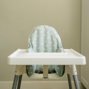 Green Daisy Cushion Cover for IKEA Antilop Highchair - High Chair Cushion - Wipeable - Highchair Accessories - Personalized Embroidery