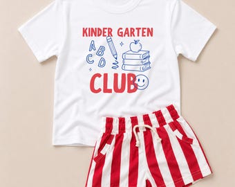 Schulanfangs-Club-T-Shirt mit optionalen gestreiften Shorts – Klassenstufe